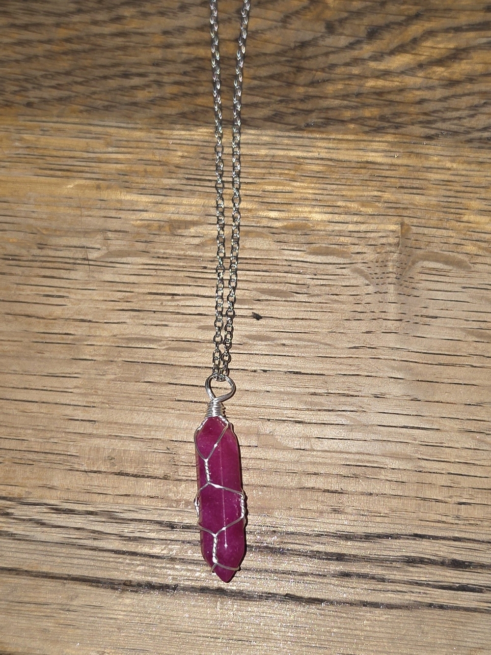 Silver Wire-Wrapped Hot Pink Agate Hexagonal Crystal Pendant Necklace BNIB
